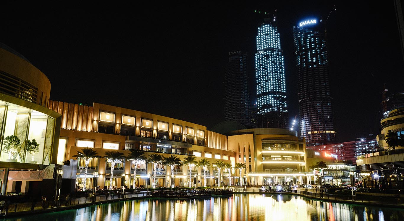 fotografía de un centro comercial de Dubái